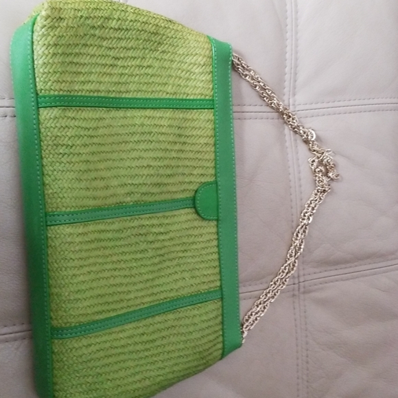 Kate Spade lime green handbag with gold chain - Picture 3 of 5